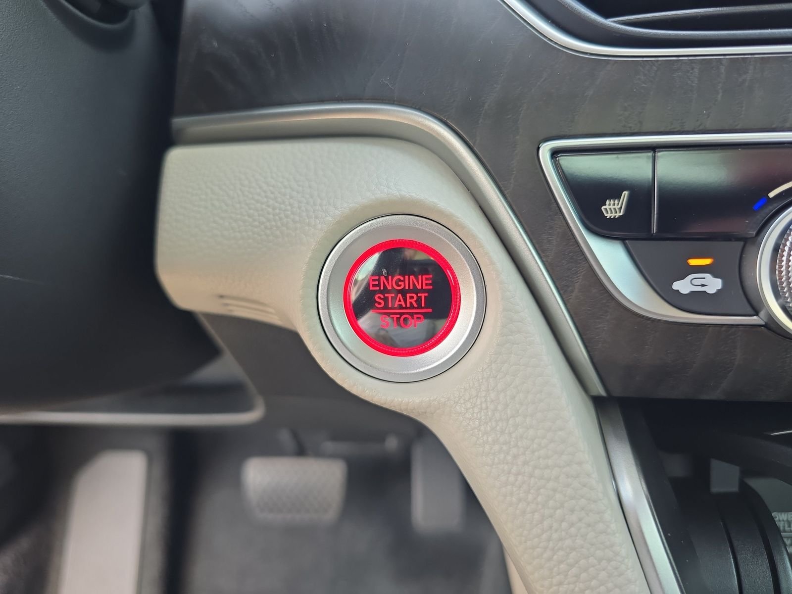 Used 2020 Red Honda EX image 26