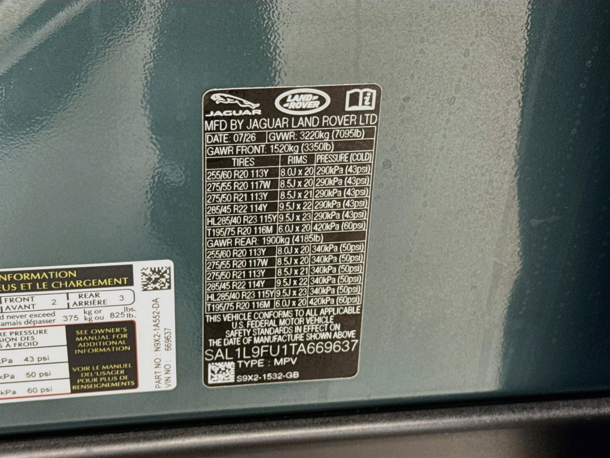 New 2026 Giola Green Land Rover Dynamic SE image 42
