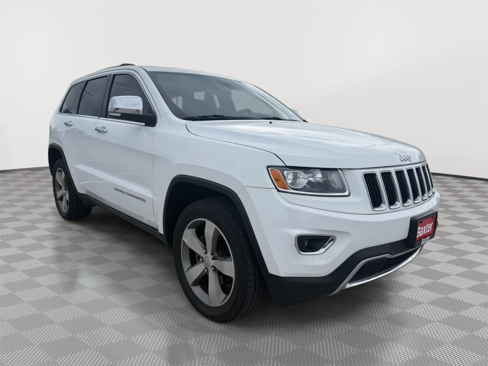Used 2014 Bright White Clearcoat Jeep Limited image 1