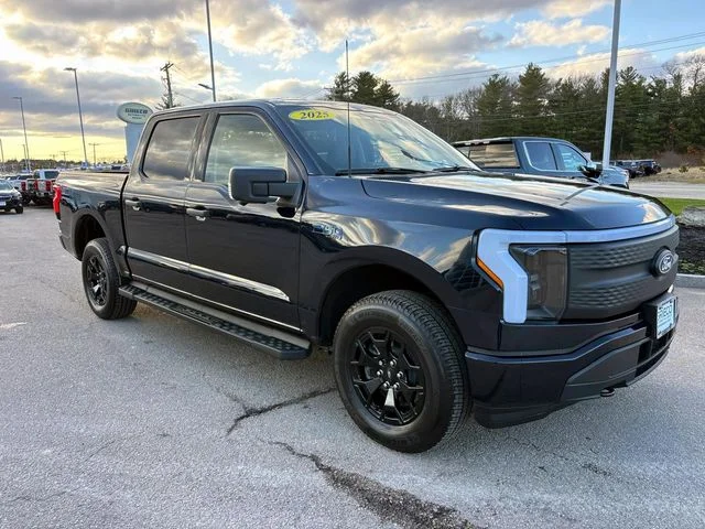 2025 Ford F-150 Lightning