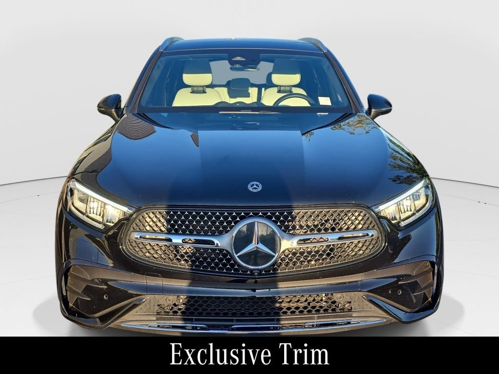Certified Used 2024 Black Mercedes-Benz GLC 300 image 3