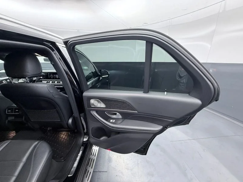 Used 2023  Mercedes-Benz GLE 350 4MATIC® Sport Utility 4D image 17