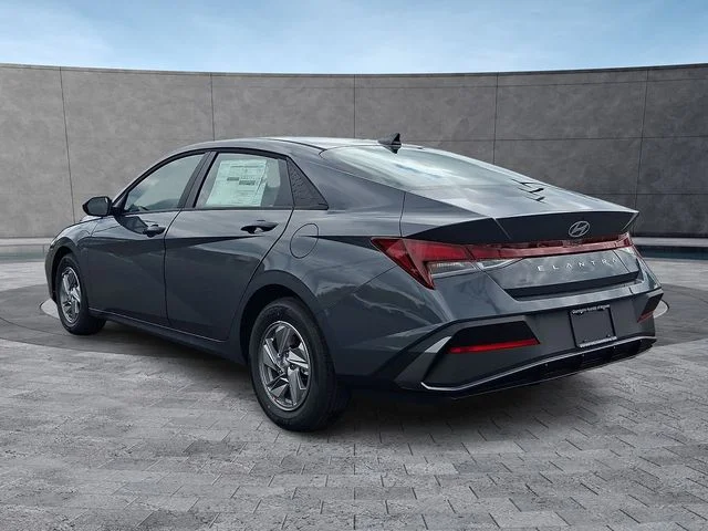 New 2026 Gray Hyundai SE image 5
