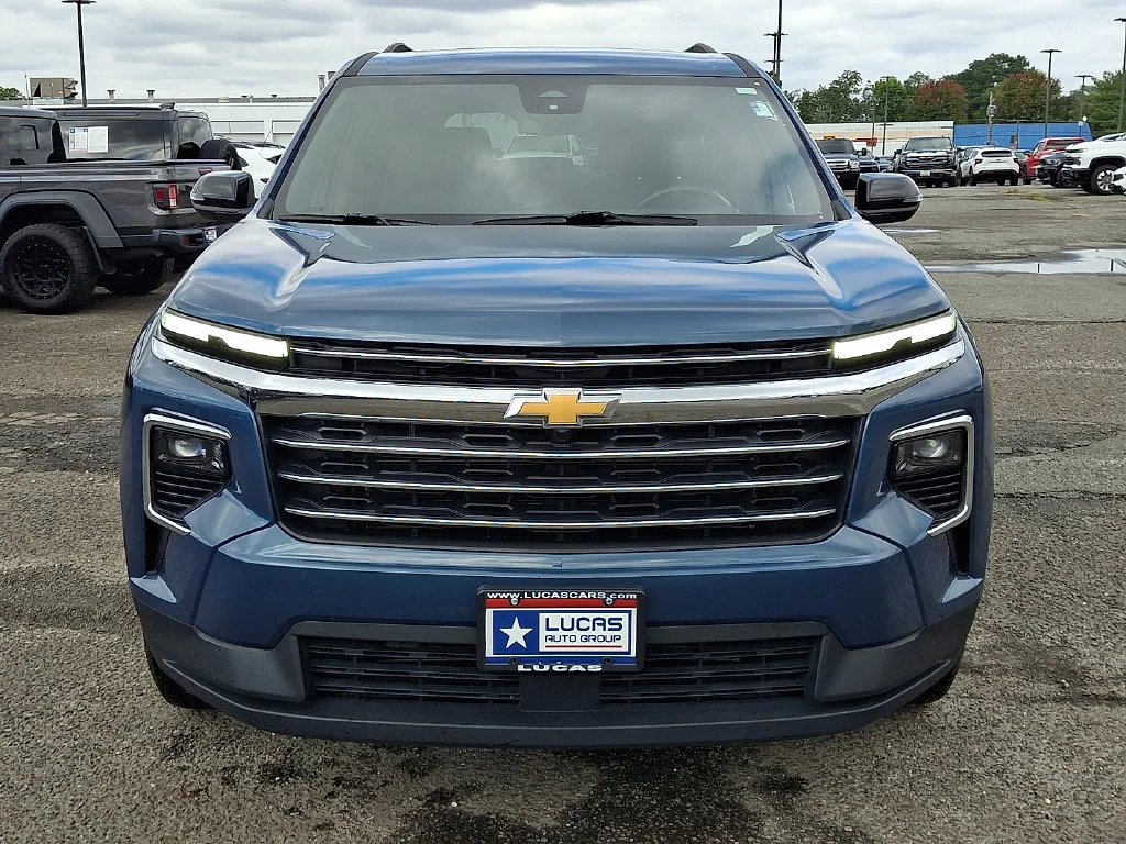 Used 2025 Blue Chevrolet LT image 4