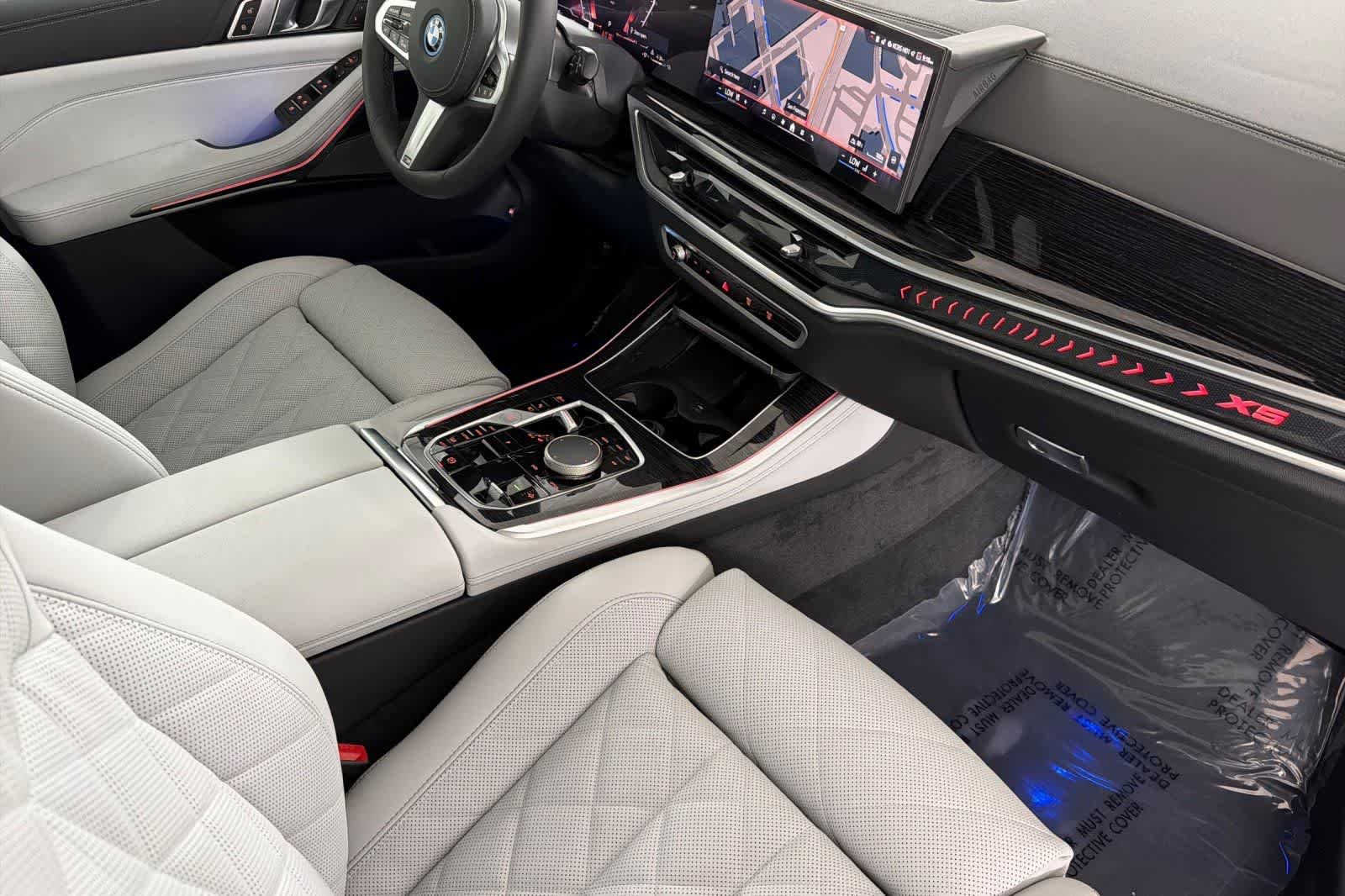 New 2026 Tanzanite Blue II Metallic BMW xDrive50e image 16