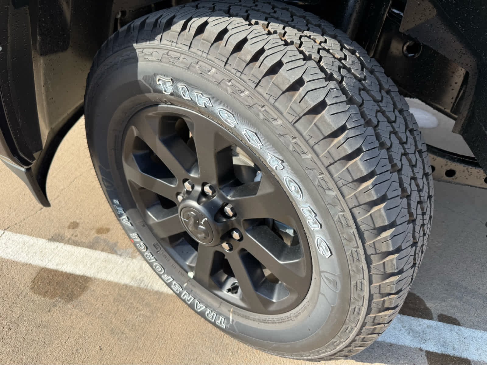 New 2027 Diamond Black Crystal Pearl-Coat Exterior Paint RAM Laramie image 11