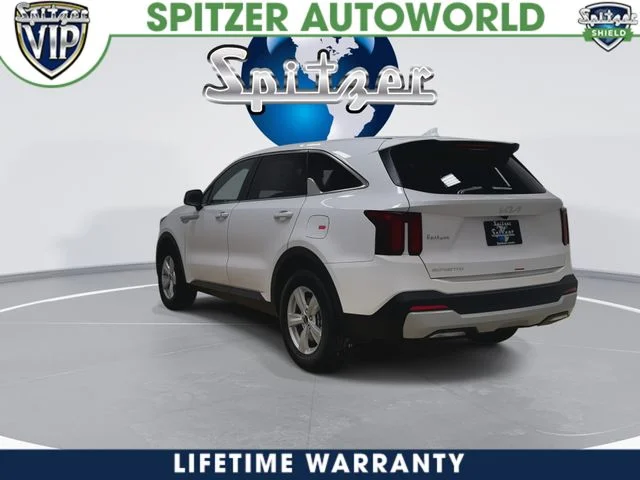 New 2026 Glacial White Pearl Kia LX image 8