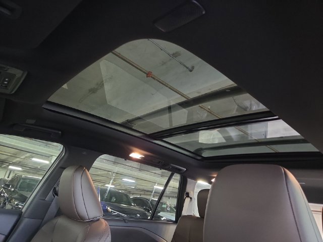 New 2026 Celestial Silver Metallic Lexus PREMIUM image 29