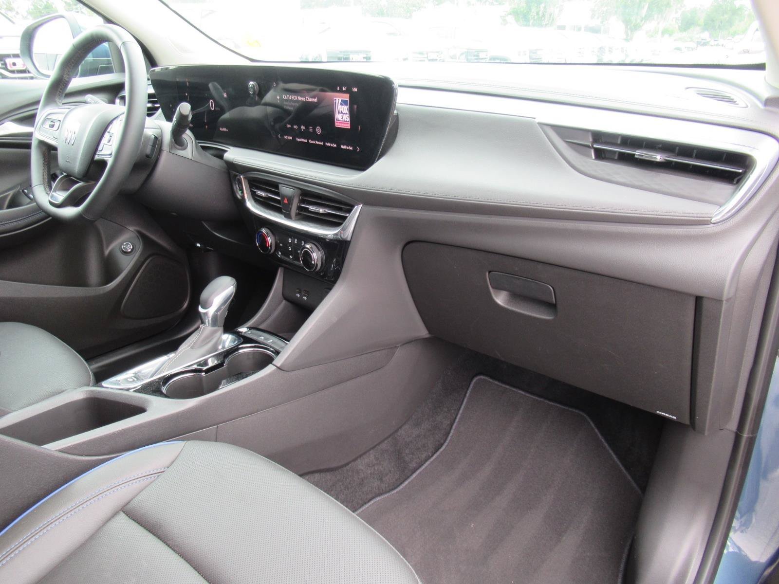 Used 2025 Blue Buick Sport Touring image 10