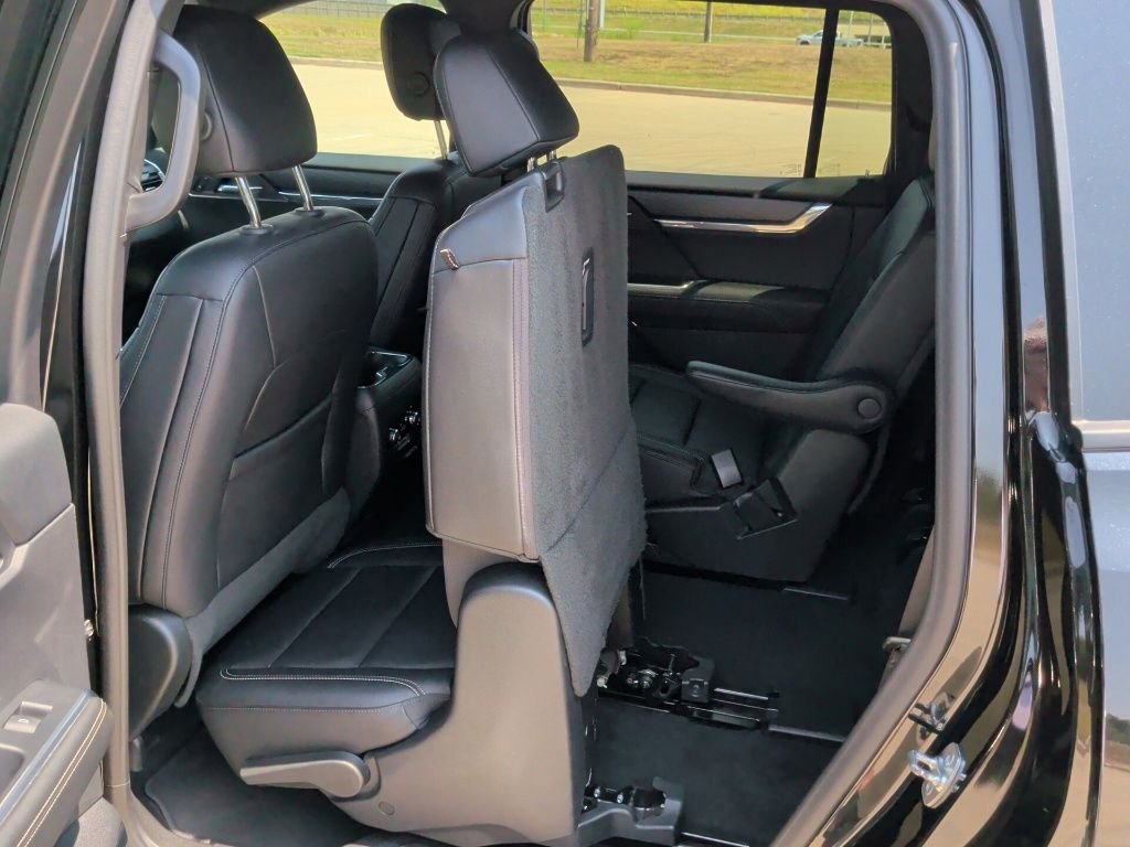 Used 2024 Black GMC Elevation image 36