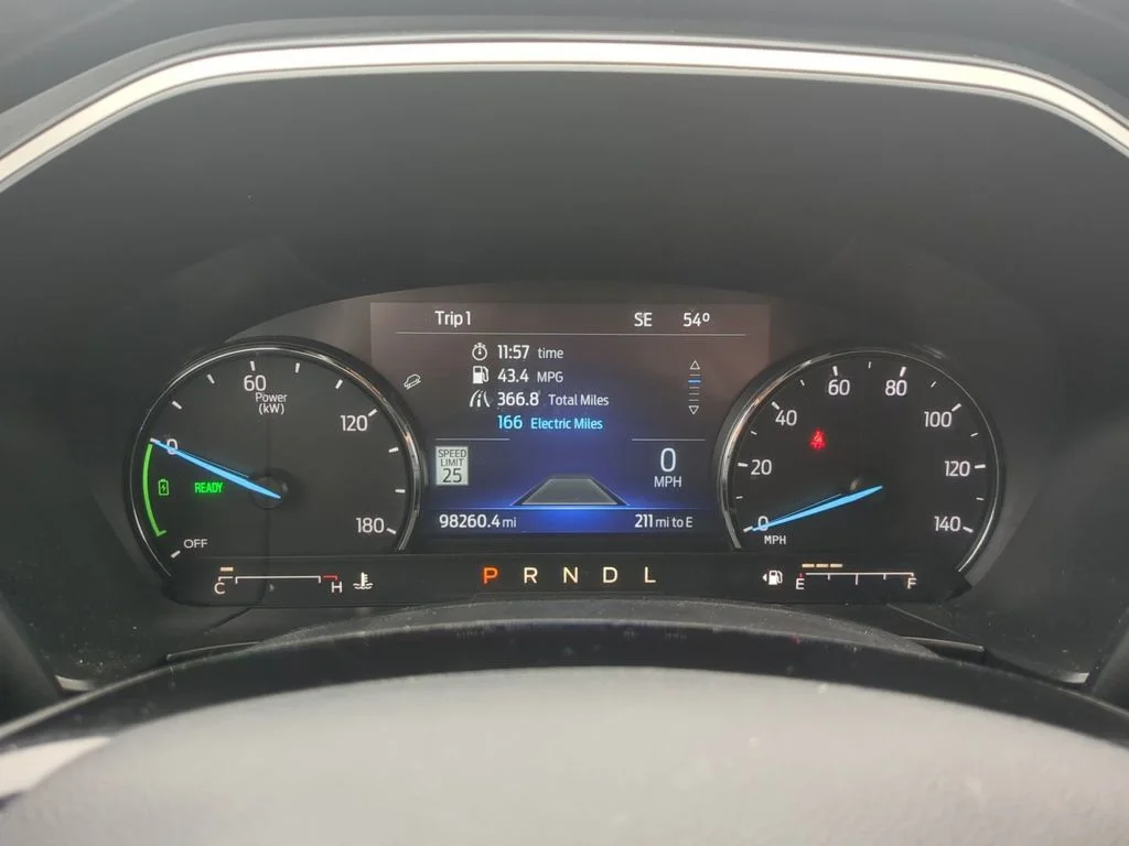 Used 2021 Gray Ford SEL image 16
