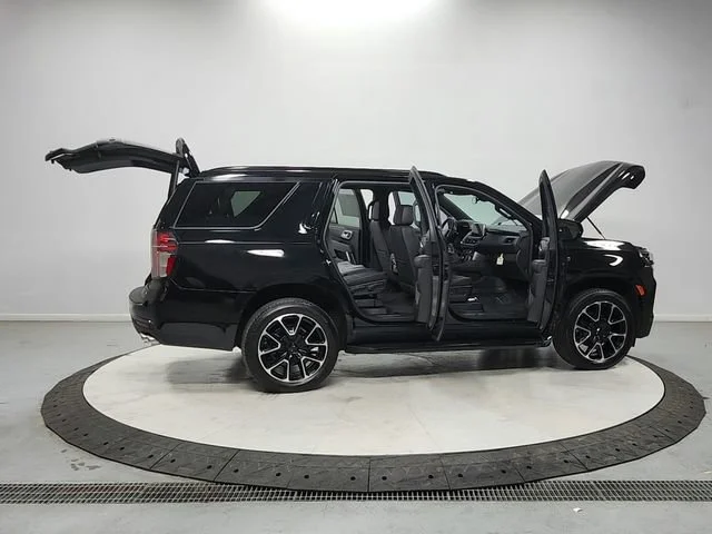 2022 Chevrolet Tahoe RST - Photo 16