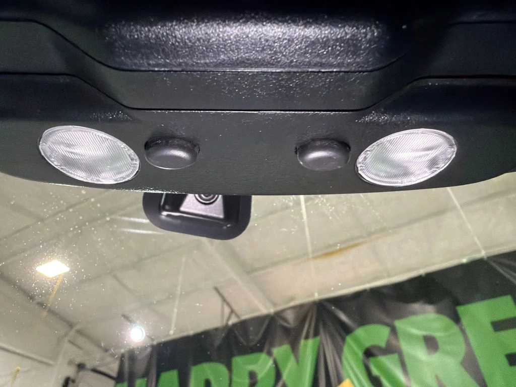Used 2018 Bright White Clearcoat Jeep Freedom Edition image 34