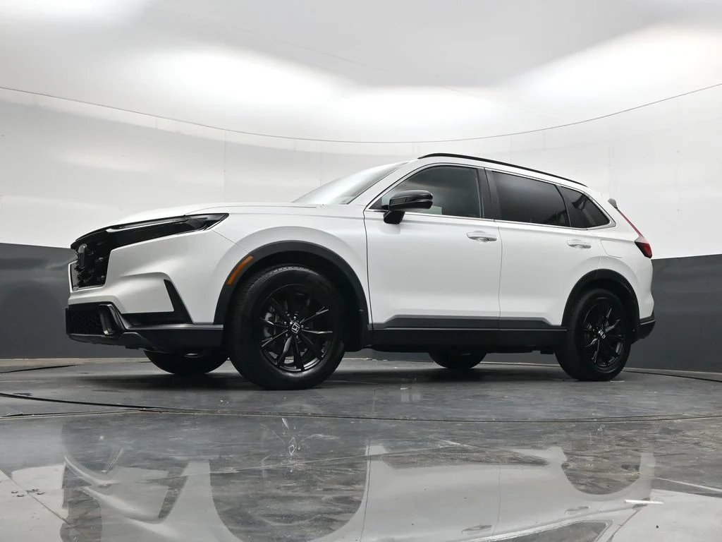 Certified Used 2025 Platinum White Pearl Honda Sport-L image 29