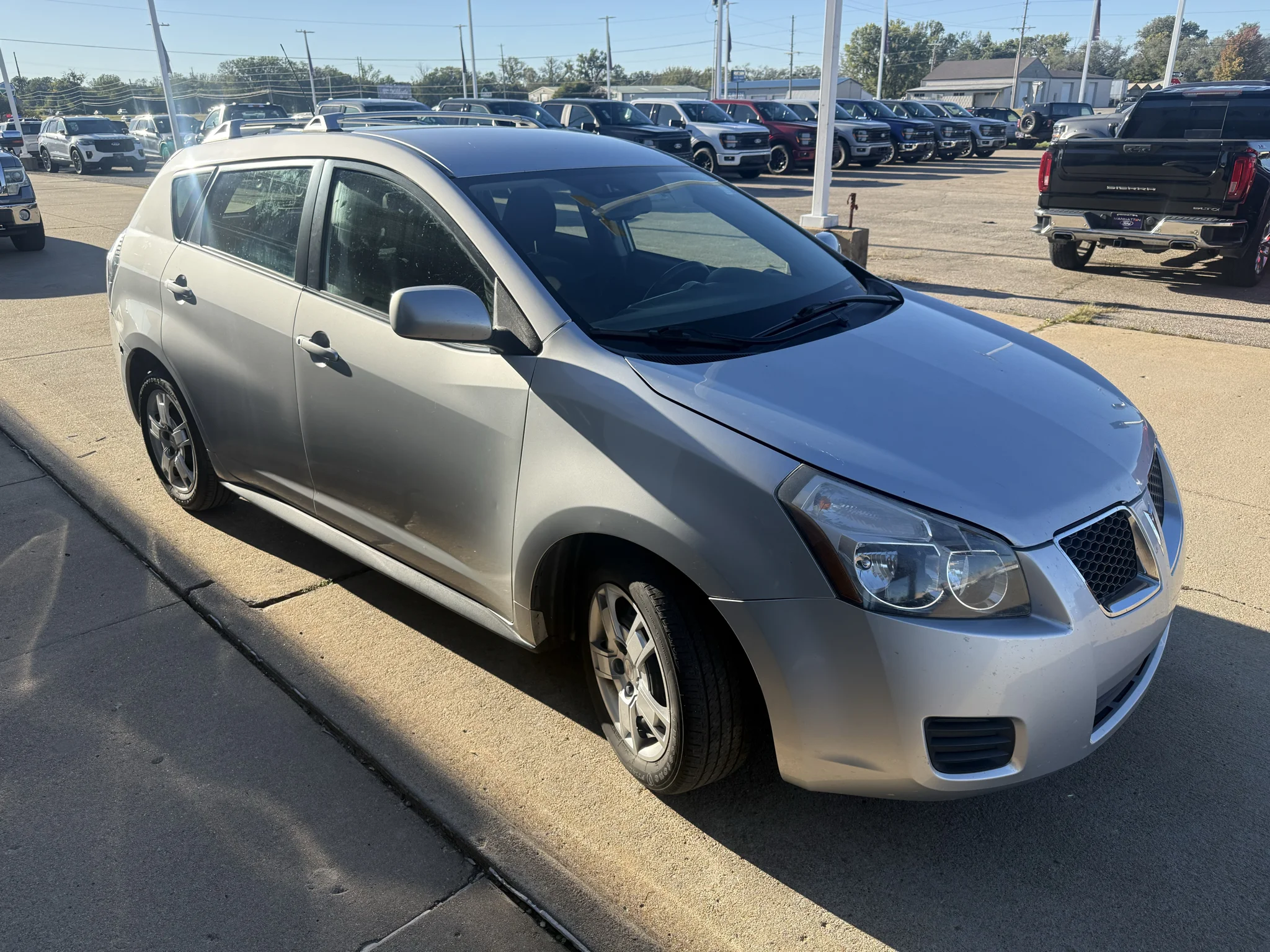 Used 2009  Pontiac Base image 3