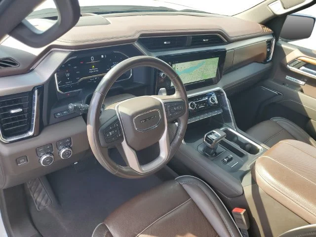 Used 2023 WHITE FROST TRICOAT GMC Denali image 10