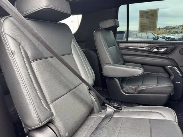 Used 2024 Onyx Black GMC Denali image 28