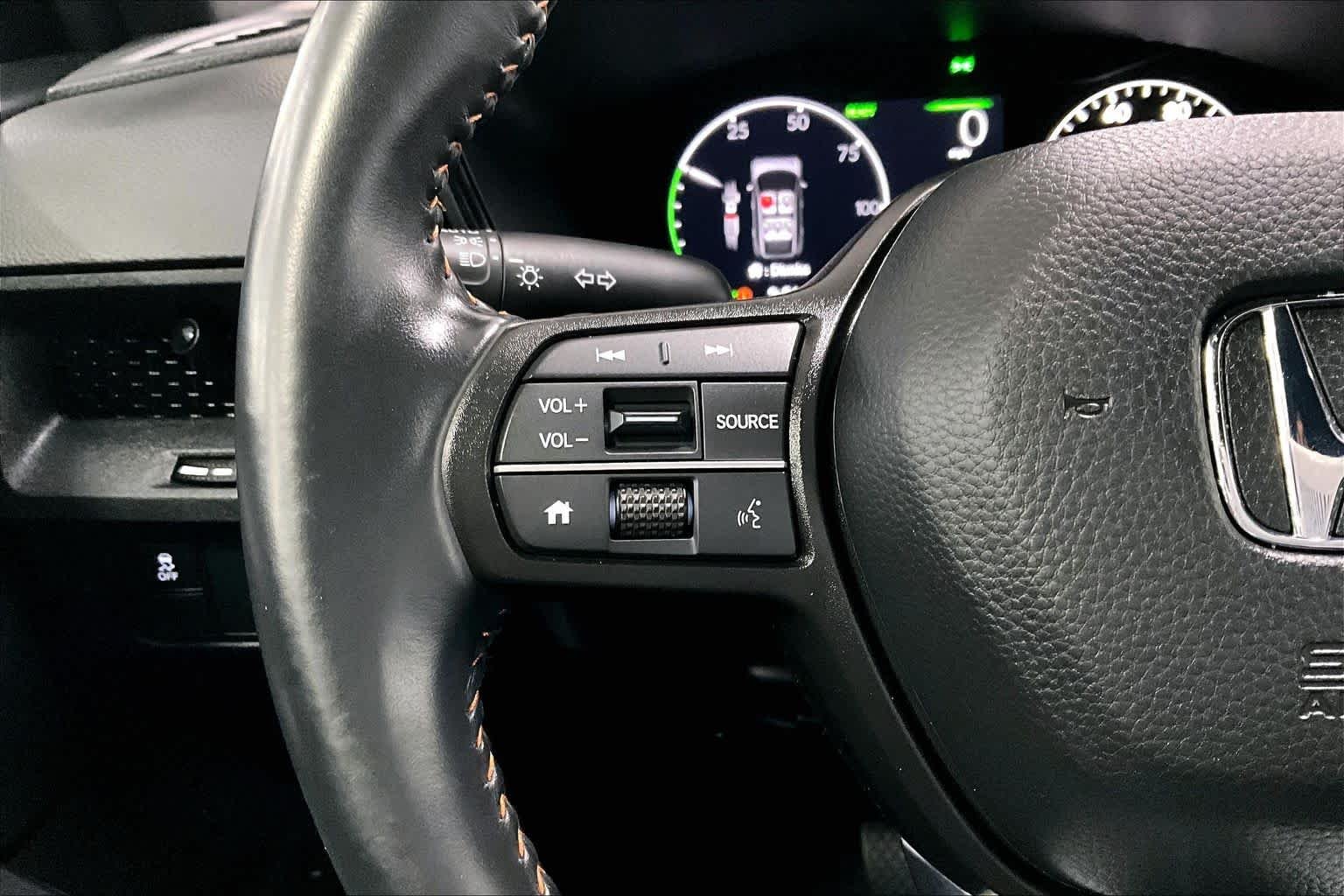 Used 2024 Platinum White Pearl Honda Sport image 23
