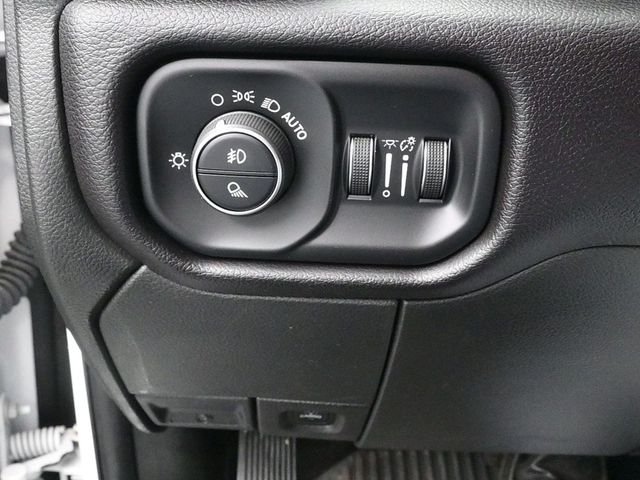 Used 2024 White Ram Laramie image 22