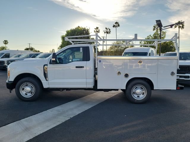 2025 Ford F-350 Super Duty XL - Photo 25