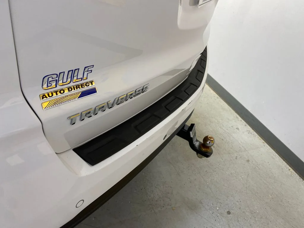 Used 2017 White Chevrolet LT image 16