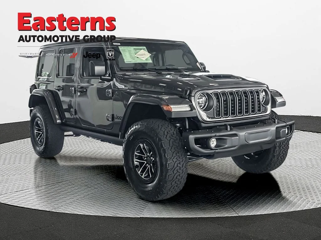 New 2026 Granite Crystal Metallic Clear-Coat Exterior Paint Jeep Moab 392 image 3