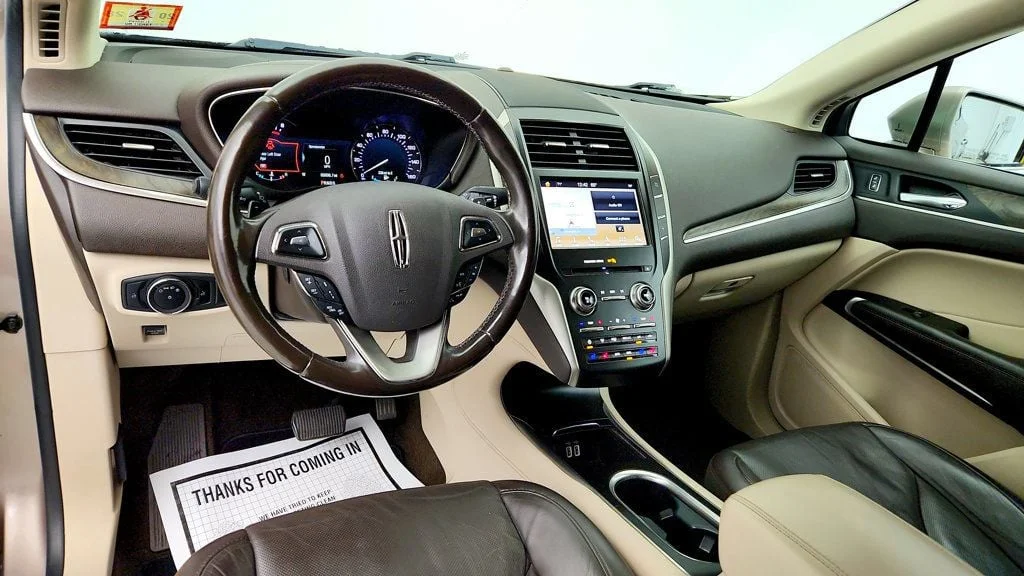 Used 2019 Iced Mocha Metallic Lincoln Reserve AWD w/ 2.3L Turbo, Technology Pkg & Climate Pkg image 13