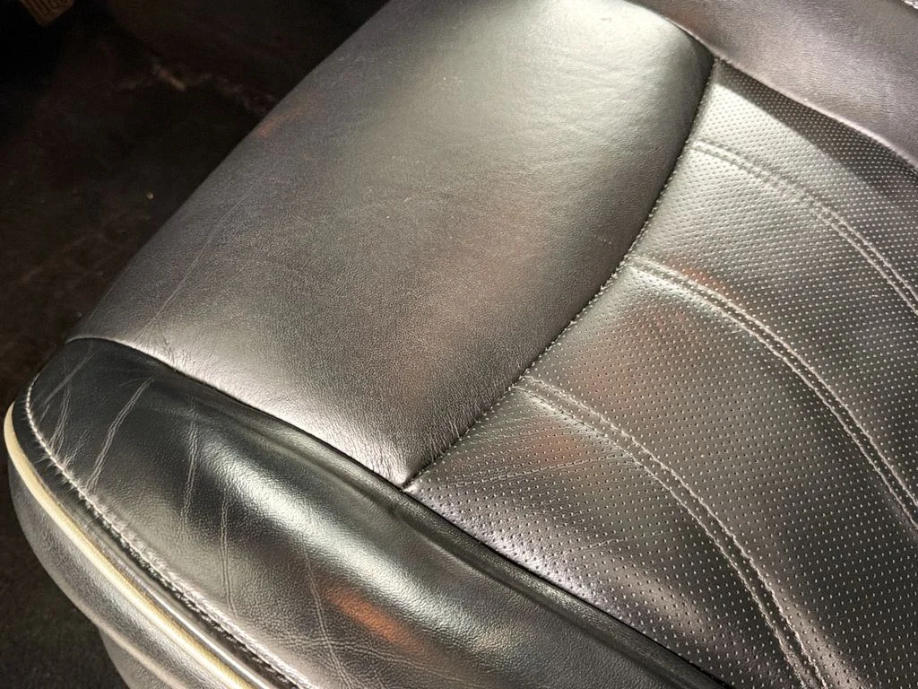 Used 2019 Liquid Platinum INFINITI LUXE image 21
