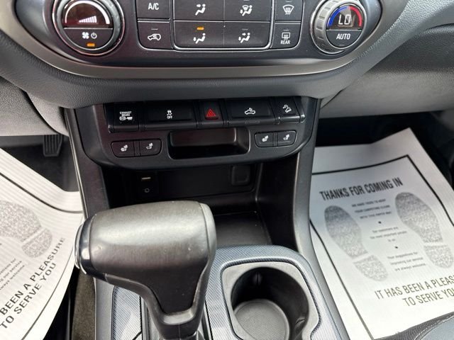 Used 2017 White Chevrolet Z71 image 26