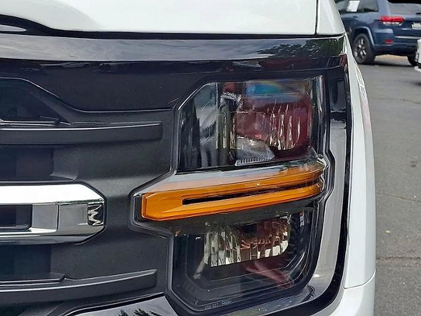 2025 Ford F-150 XLT - Photo 25