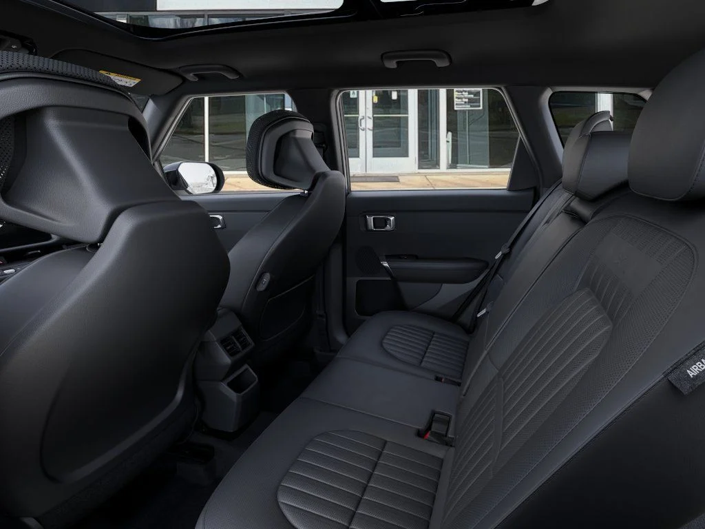 New 2027 Snow White Pearl Kia X-Line SX image 18