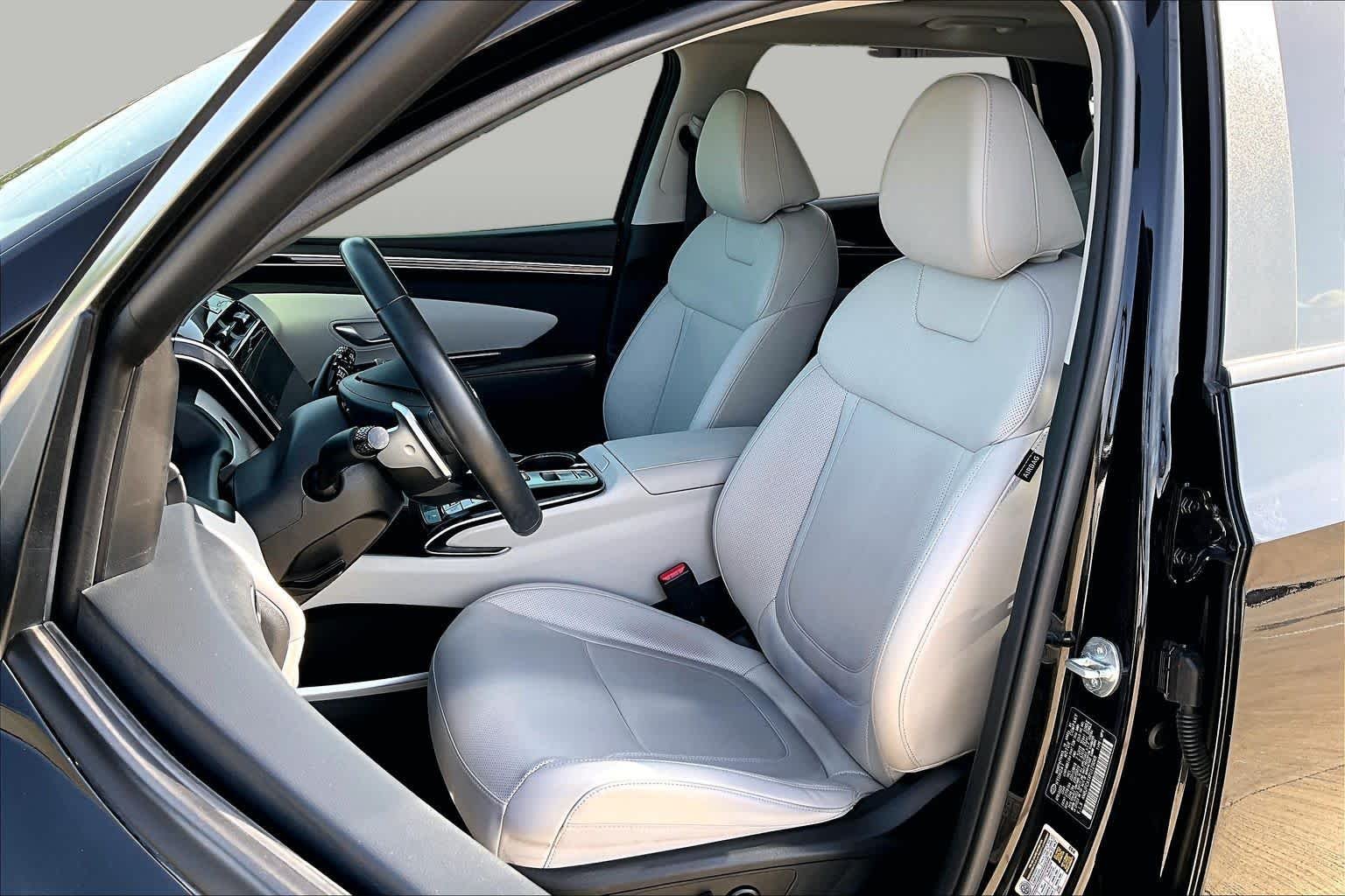 Used 2023 Phantom Black Hyundai SEL Convenience image 8
