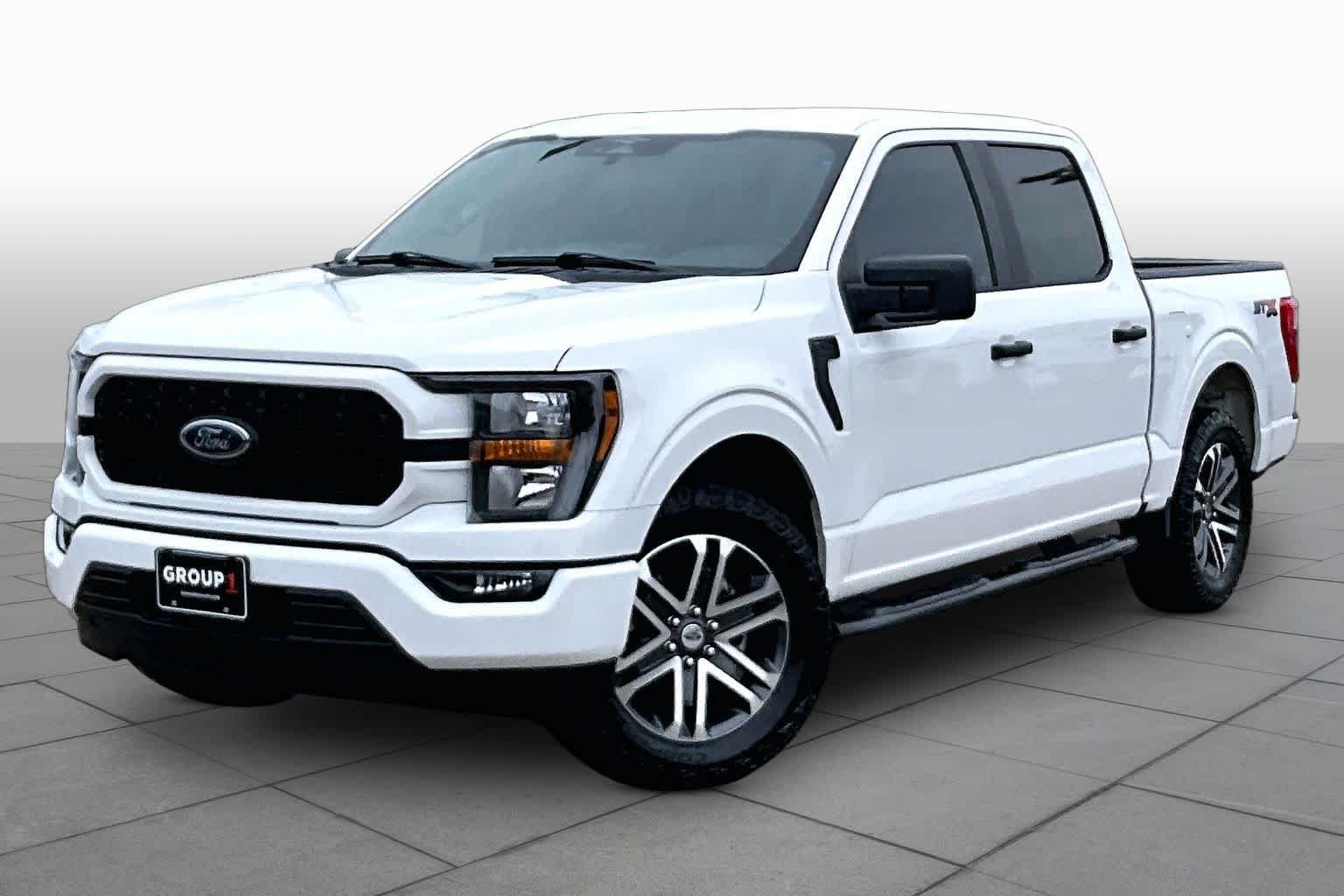 Used 2023 Oxford White Ford XL image 2