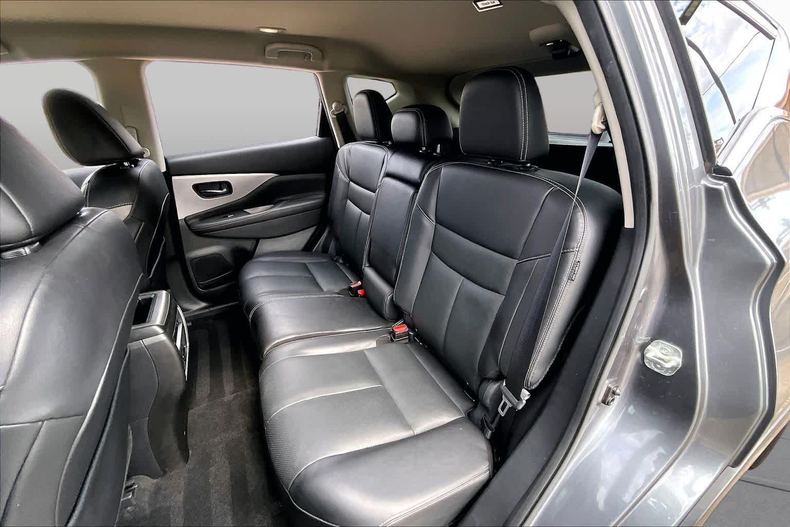 Used 2020 Gun Metallic Nissan SL image 20