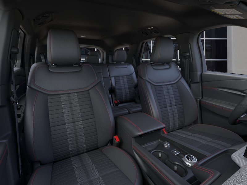 New 2026 Star White Metallic Tri-Coat Ford ST-Line image 10