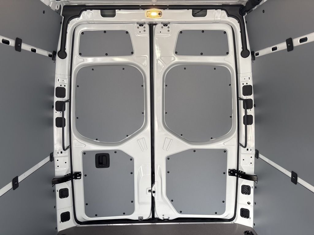 New 2026 White Mercedes-Benz Cargo 170 WB image 22