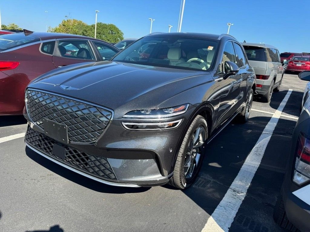 Certified Used 2025 Makalu Gray Genesis Advanced image 3