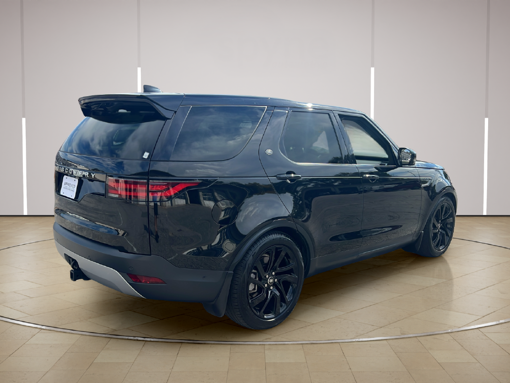 Used 2025 Black Land Rover S image 7