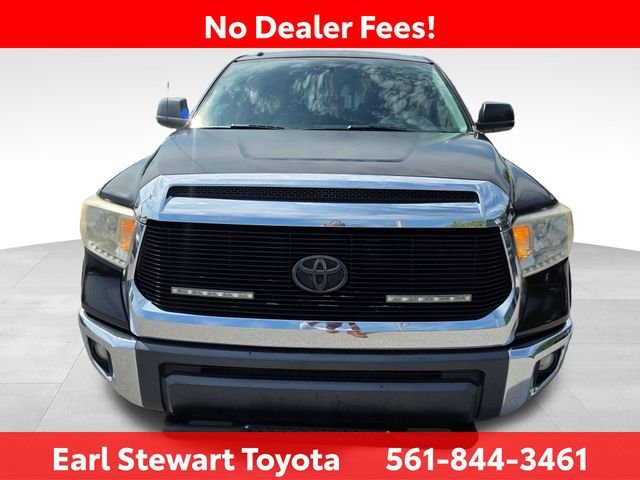 Used 2015 Black Toyota SR5 image 4