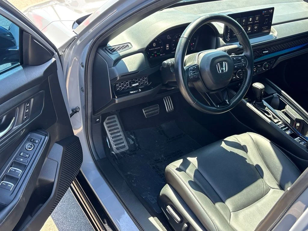 Used 2025 Gray Honda Sport-L image 6