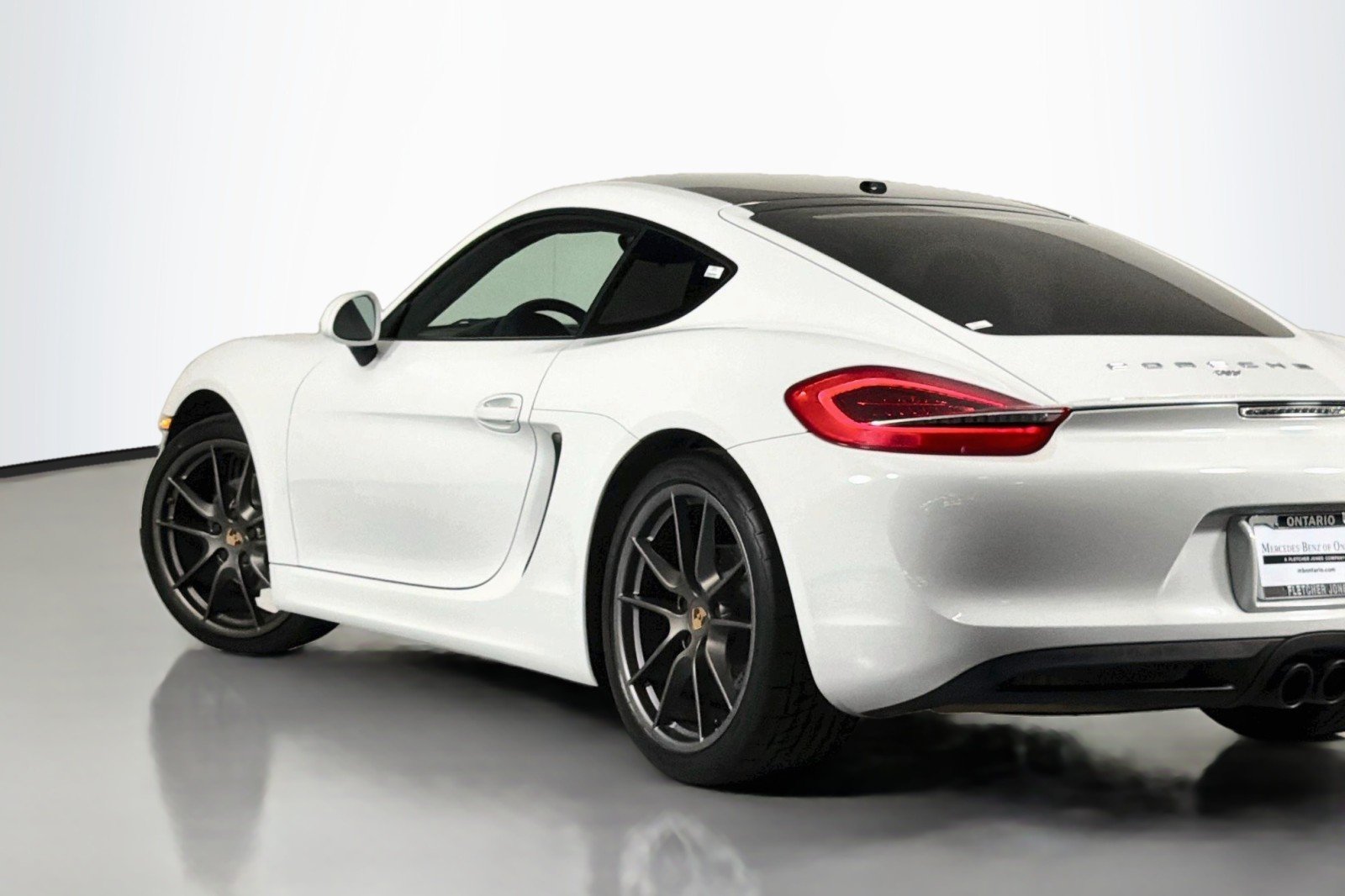 Used 2014 White Porsche  image 14