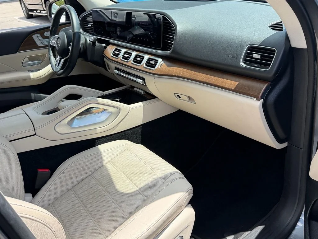 Used 2023 Gray Mercedes-Benz GLE 350 image 19