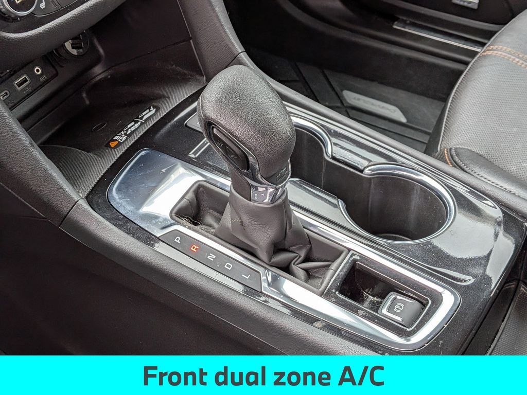 Used 2024 Black Chevrolet Premier image 22