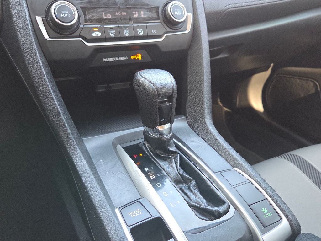 Used 2018  Honda LX image 26