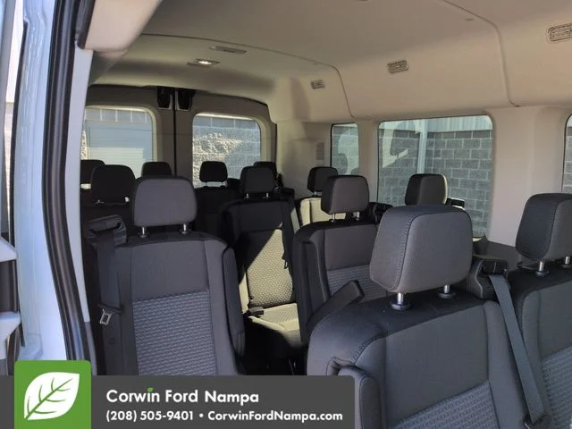 New 2026 Oxford White Ford XLT image 24