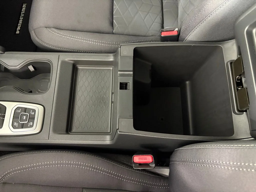 New 2026 Bluestone Pearl Nissan Crew Cab SV image 34
