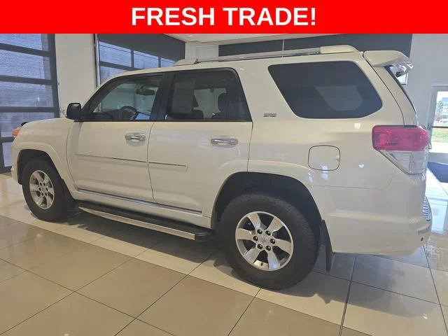 Used 2012 White Toyota SR5 image 3