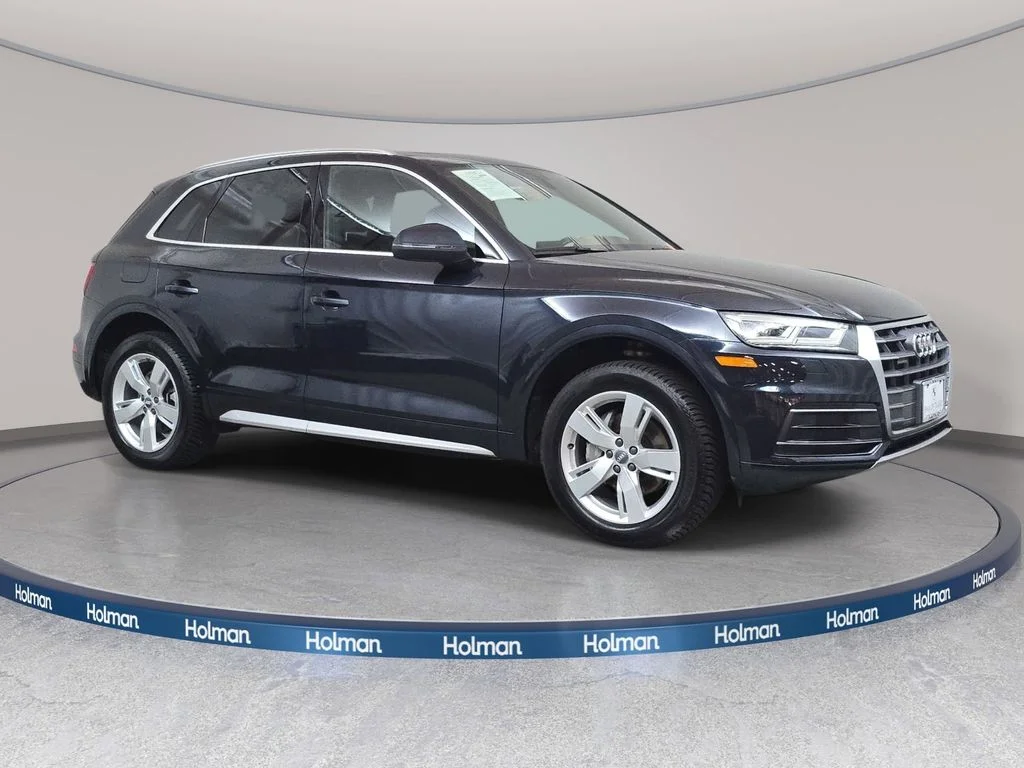 Used 2018 Moonlight Blue Metallic Audi 2.0T Premium image 4