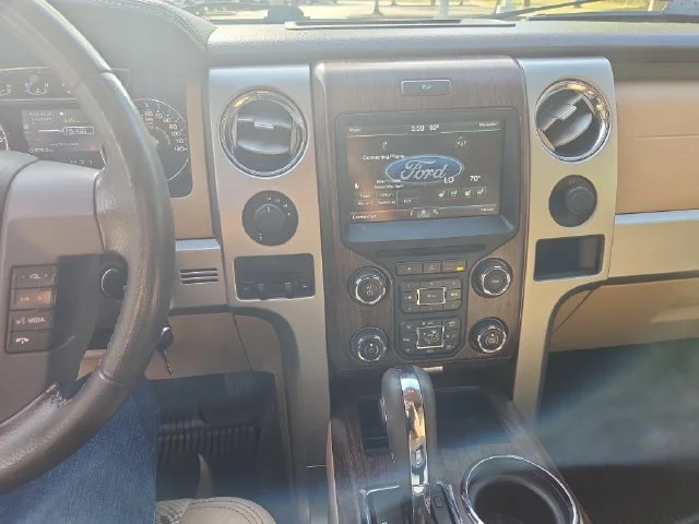 Used 2014 Orange Ford Lariat image 27