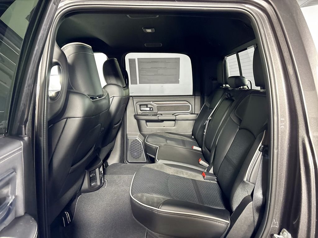 New 2026 Granite Crystal Metallic Clear-Coat Exterior Paint RAM Laramie image 20